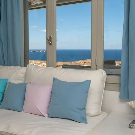Paros Sleeps 4 Pool Air Con Wifi *