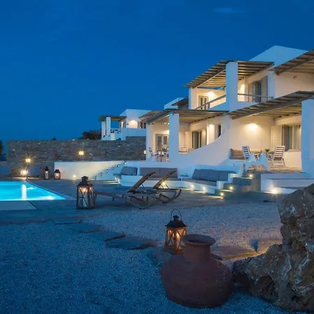 Paros Sleeps 4 Pool Air Con Wifi פארוס