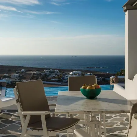 Paros Sleeps 4 Pool Air Con Wifi * פארוס