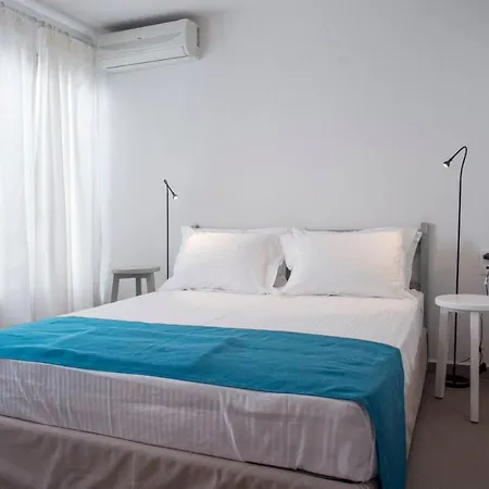וילה Paros Sleeps 4 Pool Air Con Wifi